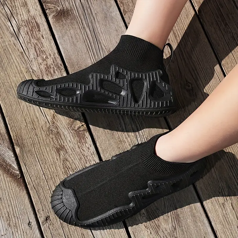 Men's Knitted Breathable Lightweight Slip-On Casual Shoes