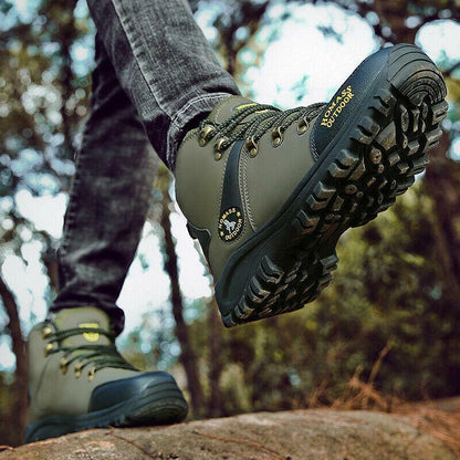 Men’s Trekking Waterproof Slip-on Boots Breathable Outdoor Non-Slip Ankle Boots