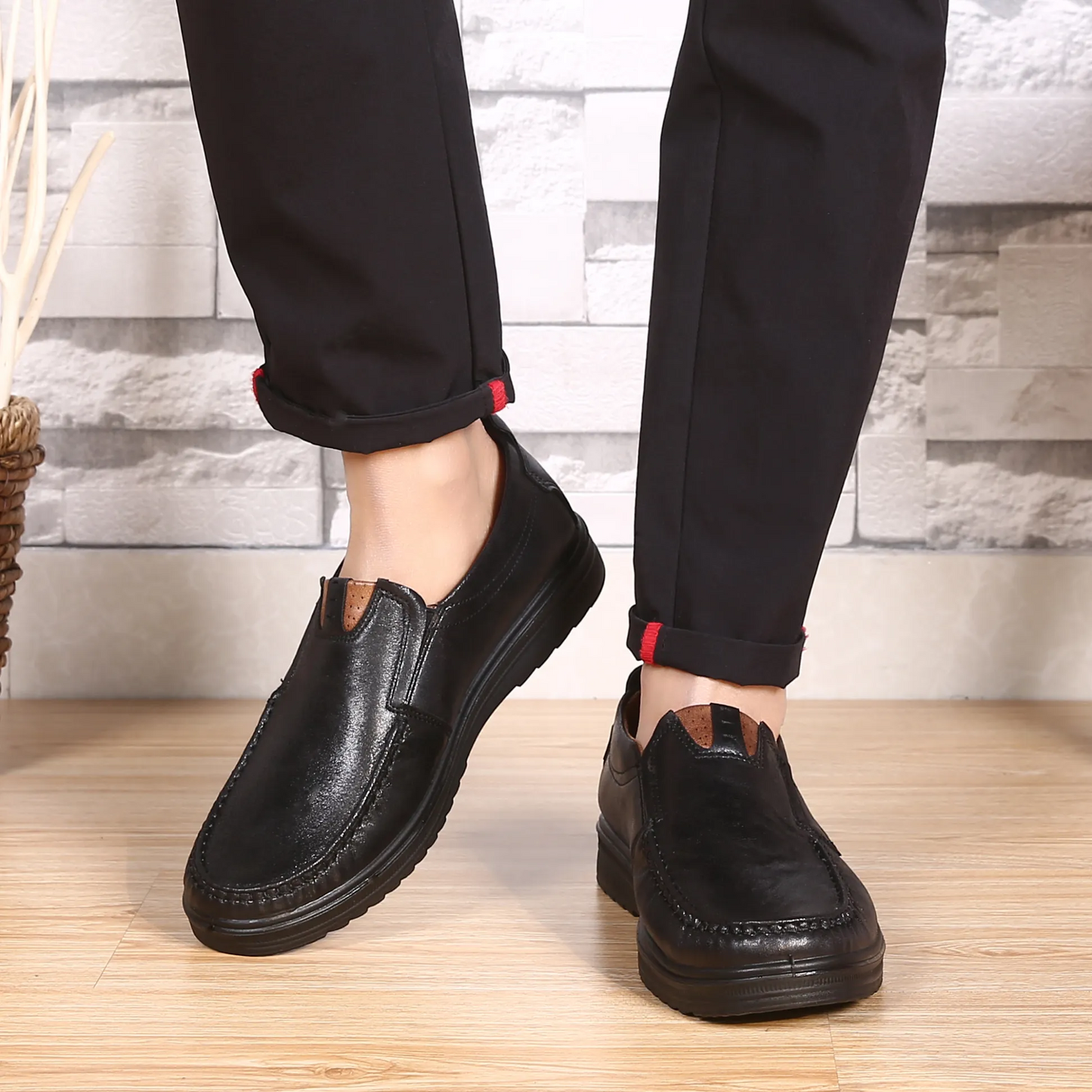 Last Day 49% OFF🔥Men's Comfortable Soft Sole Casual Slip-on Leather Loafers